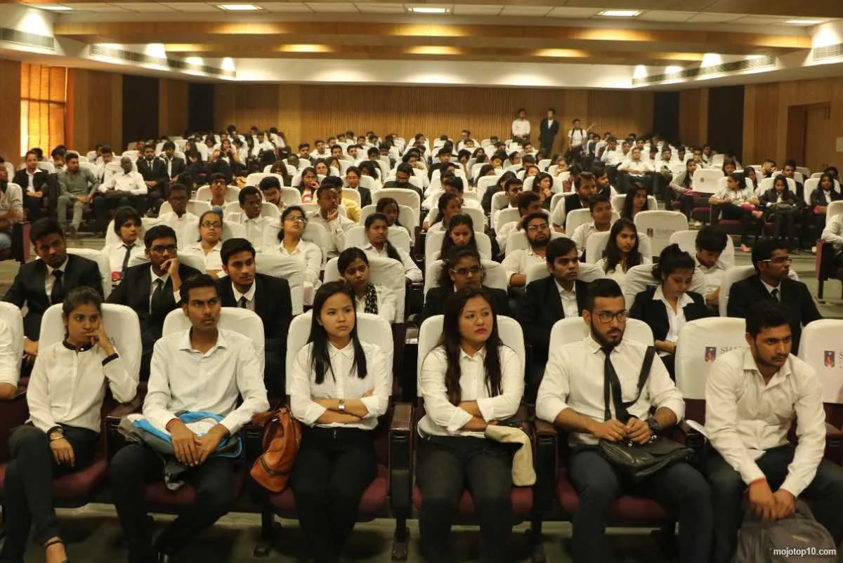 Sharda University Online Auditorium