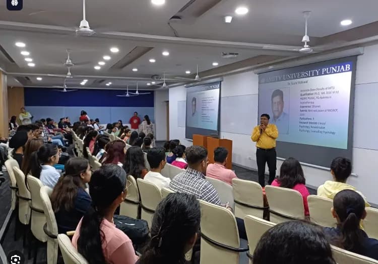Amity University Mohali Class Room