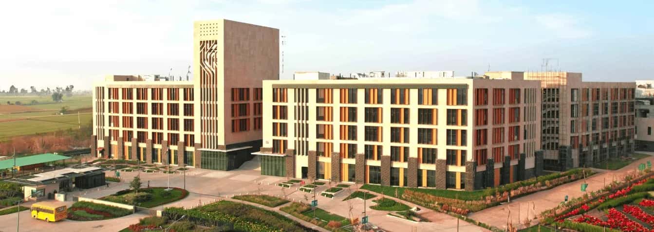 Plaksha University